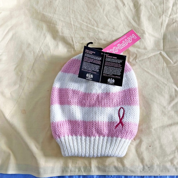 WINTER HAT, TUQUE, VERY WARM, HUDSON'S BAY COMPANY, SUPPORTING BREAST CANCER - Picture 1 of 1